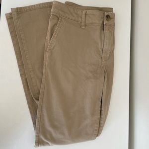 American Eagle Skinny Khaki - 14